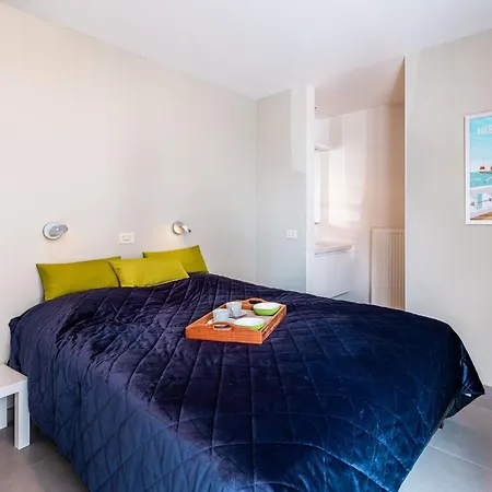 Great Located Directly Near Dunes Apartment *